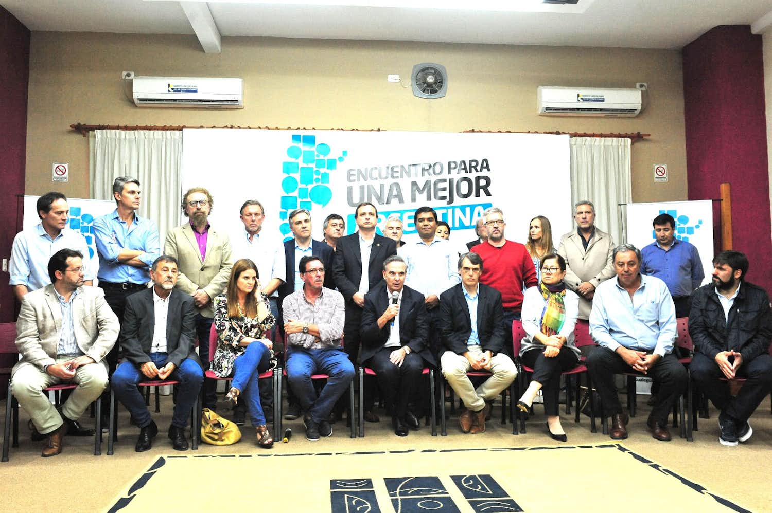  El Peronismo Federal quiere ser “una nueva oposición de cara al 2019”